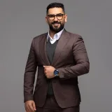 صورة قناة - الاستاذ احمد فوزي .